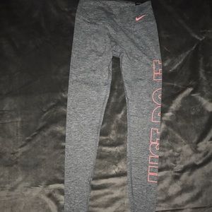 NWT Nike Leggings